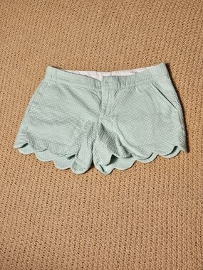 Lilly Pulitzer Buttercup scalloped seersucker shorts mint green Size 0